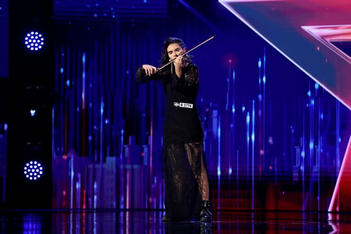
    Maria Rădeanu i-a suprins pe jurații de la Românii au talent  