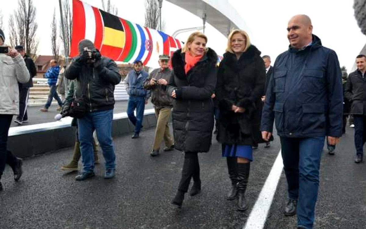 Comisarul european Corina Creţu, alături de primarul din Oradea, Ilie Bolojan
