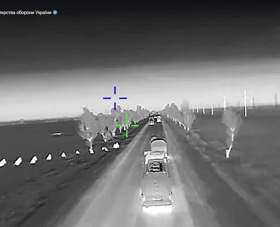 Ucraina susține că a lovit logistica militară rusă. Imagini cu atacuri asupra depozitelor de combustibil și muniții FOTO captura video FB