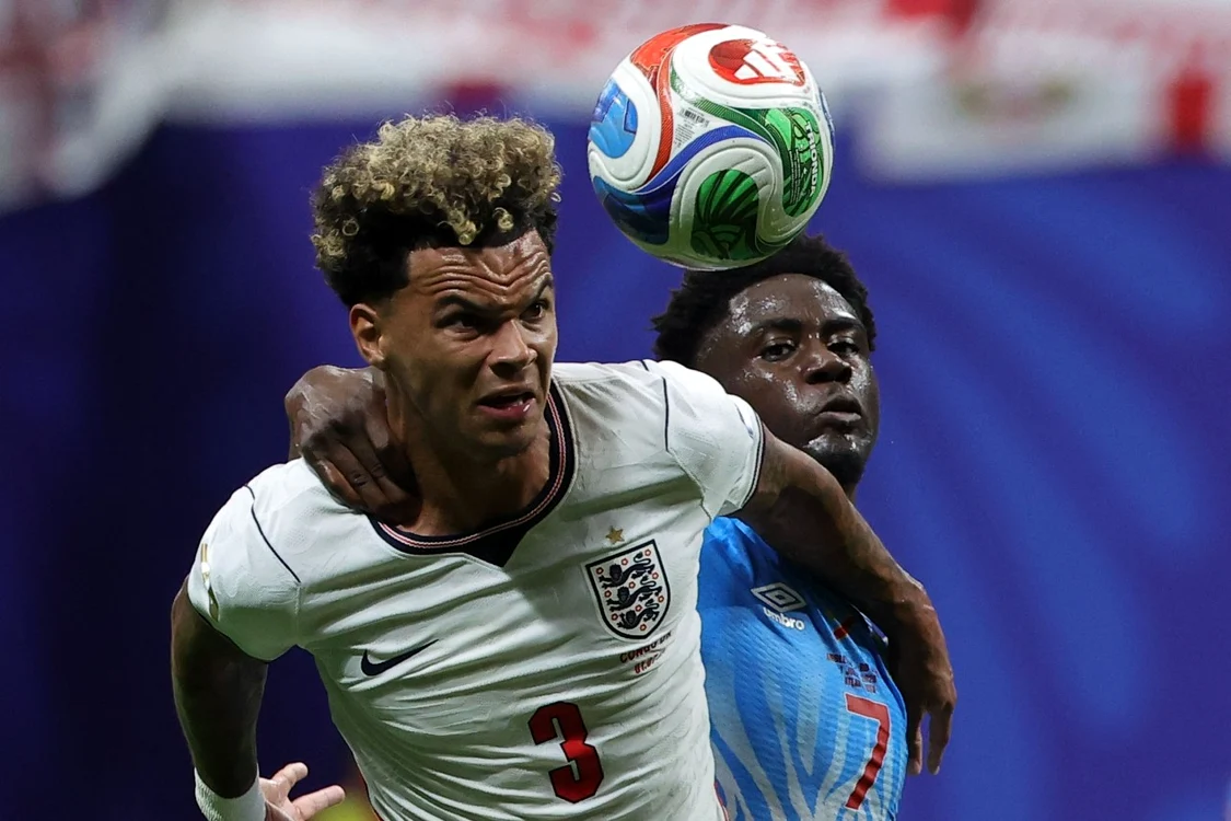 Nico O'Reilly va avea misiunea dificilă de a-l marca pe Messi (Foto: EPAImages)