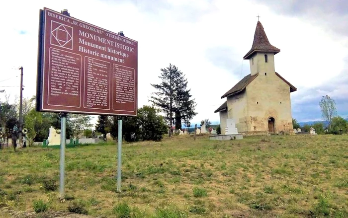 Biserica a fost semnalizată conform legii. FOTO: Primăria Călan.