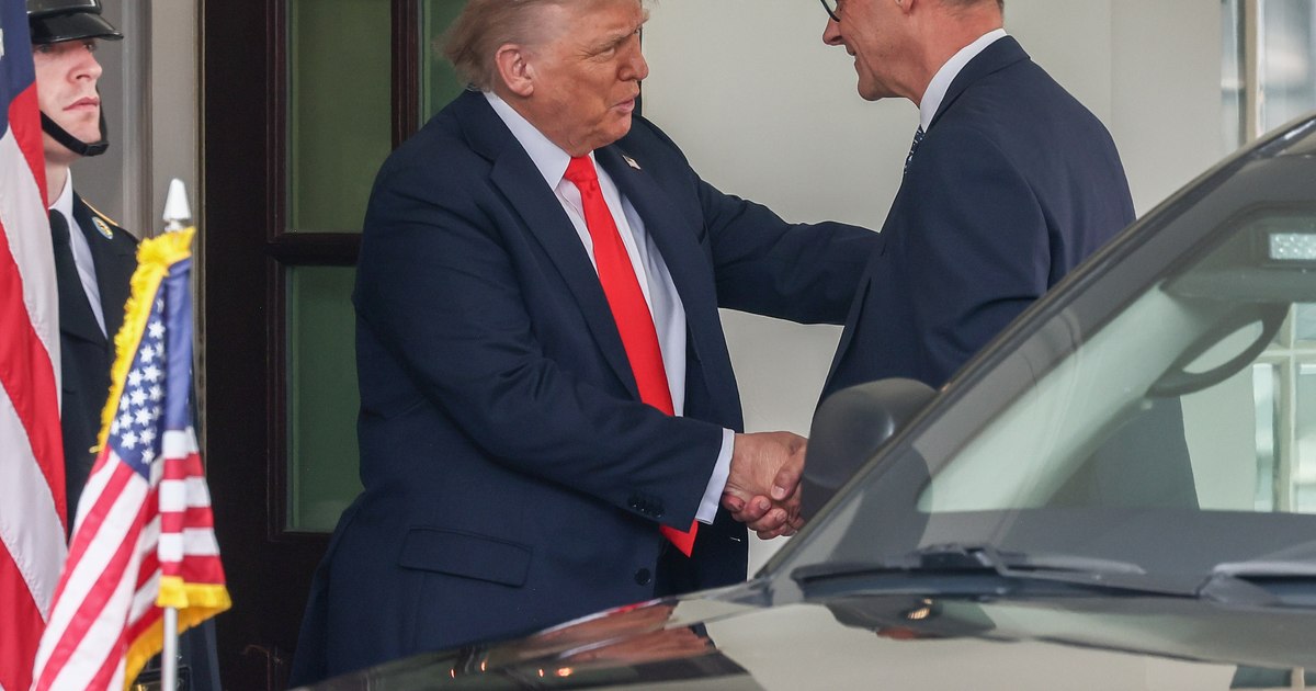 Friedrich Merz, cadoul simbolic pentru Donald Trump la Casa Albă