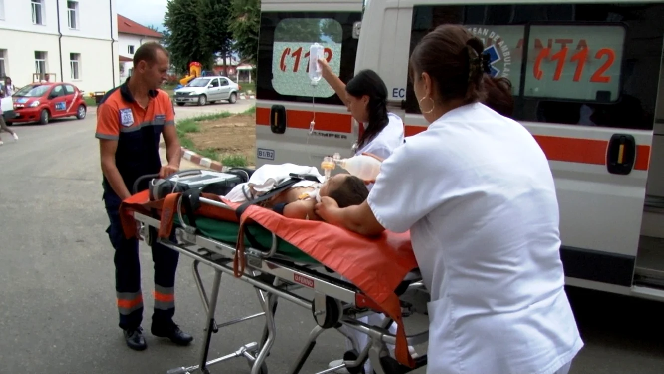 Băiatul a fost transportat cu elicopterul SMURD FOTO simbol