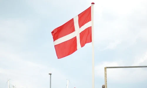 Care este cel mai vechi drapel național din lume jpeg