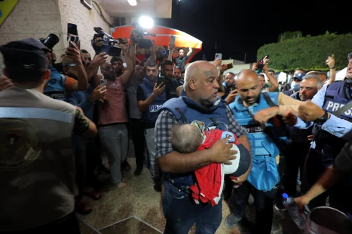 Wael al-Dahdouh și-a pierdut întreaga familie în Fâșia Gaza FOTO Profimedia