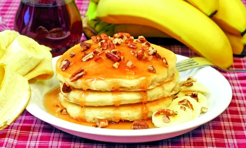 clatite miere nuca banane Fotolia 10577719 Subscription L jpeg