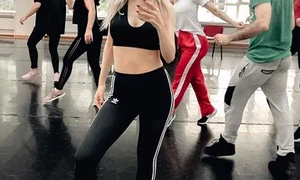 Andreea Bălan și a revăzut echipa de dans  jpeg