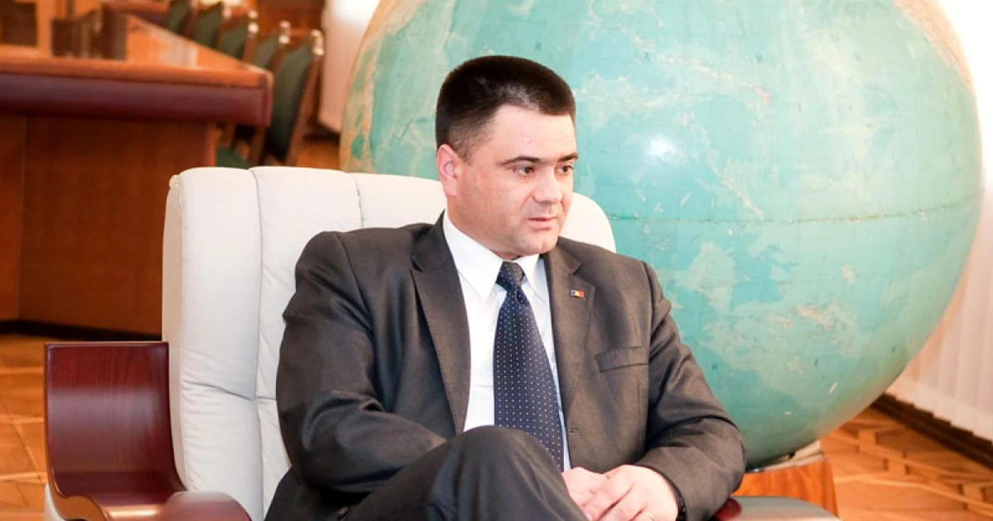 Ministrul Apărării, Vitalie Marinuţa