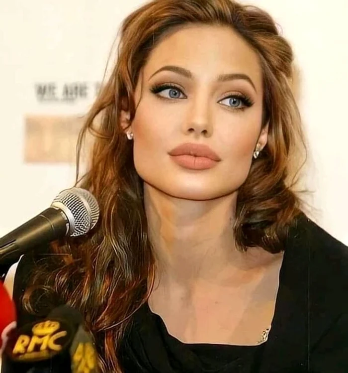 Angelina Jolie