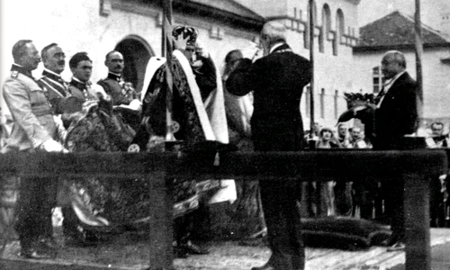 Fotografia Încoronării regelui Ferdinand, expusă la  Alba Iulia jpeg