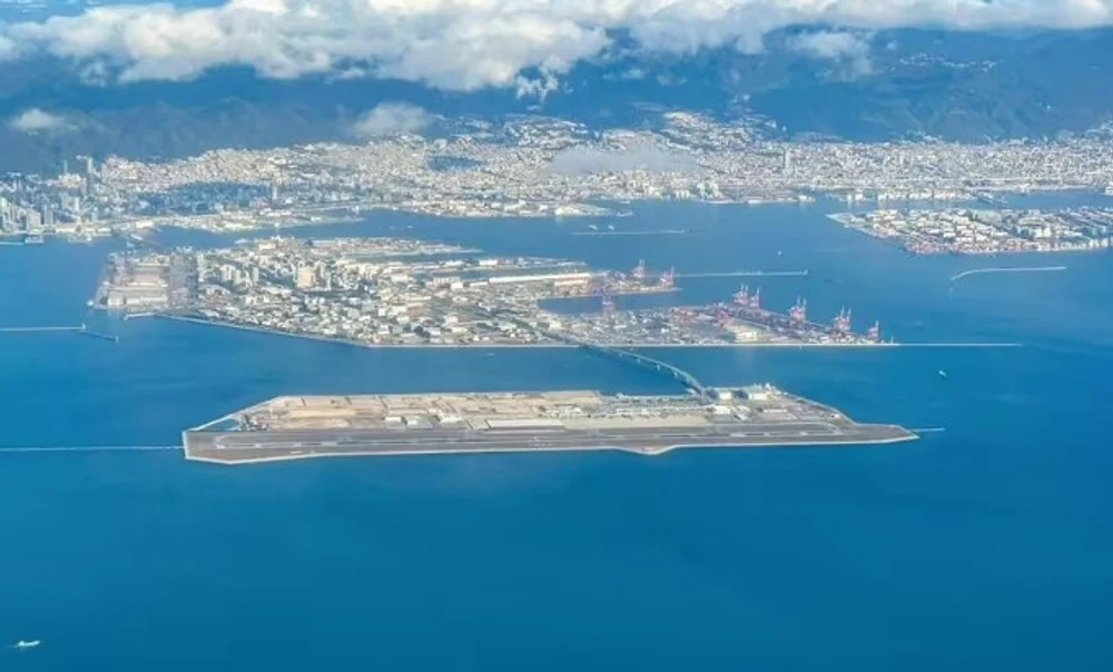 Incredibilul aeroport care se scufundă în mare. Considerată cea mai ambițioasă realizare inginerească din Japonia, în valoare de 17 miliarde de euro
