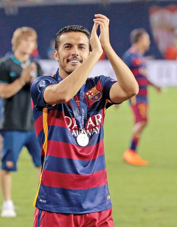 
    Pedro a cucerit ultimul trofeu sub culorile Barcelonei înainte de plecareFoto: AP  