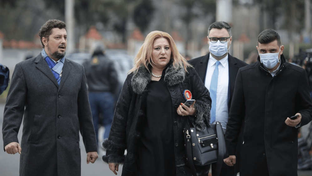 Scandalurile publice, realizările suveraniștilor români 