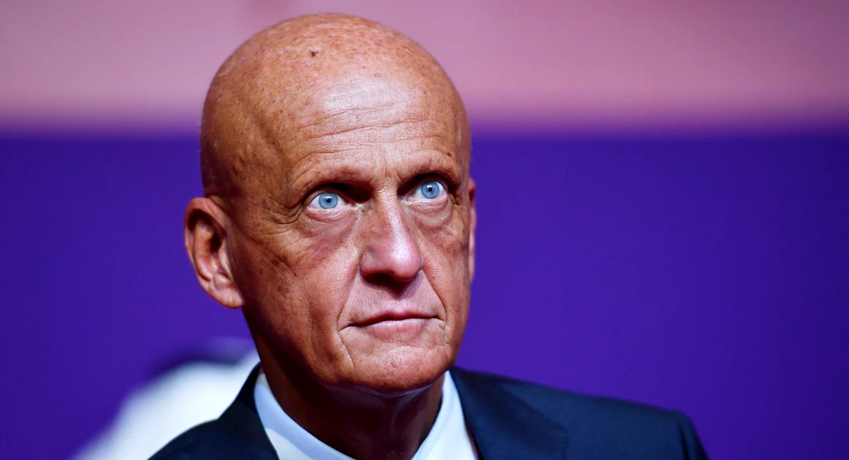 Pierluigi Collina a dat directiva ca prelungirile partidelor să fie atât de mari. Foto EPA EFE