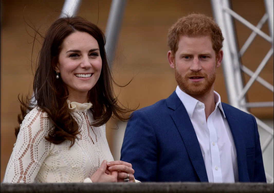 Kate, William și Harry, Foto Getty (2) jpg