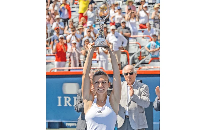 Simona Halep a urcat până pe locul 3 mondial, după ce a câștigat titlul la MontrealFoto: Guliver/G