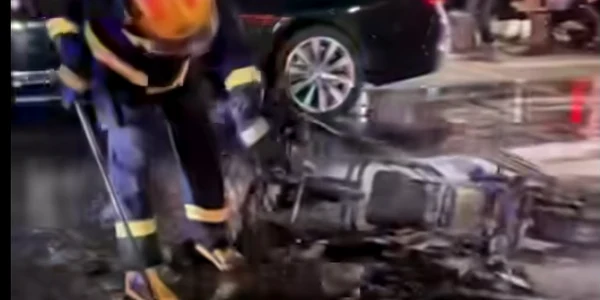 scuter electric care ia foc FOto Captură Video Daily Mail jpg
