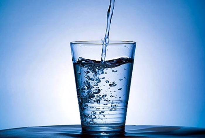 Inspectorii OPC au retras de pe piaţă apa care ar fi putut să pună în pericol sănătatea oamenilor