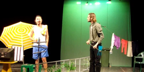 Imagine din spectacolul "Târgovişte de jucărie"