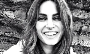 catrinel menghia jpeg