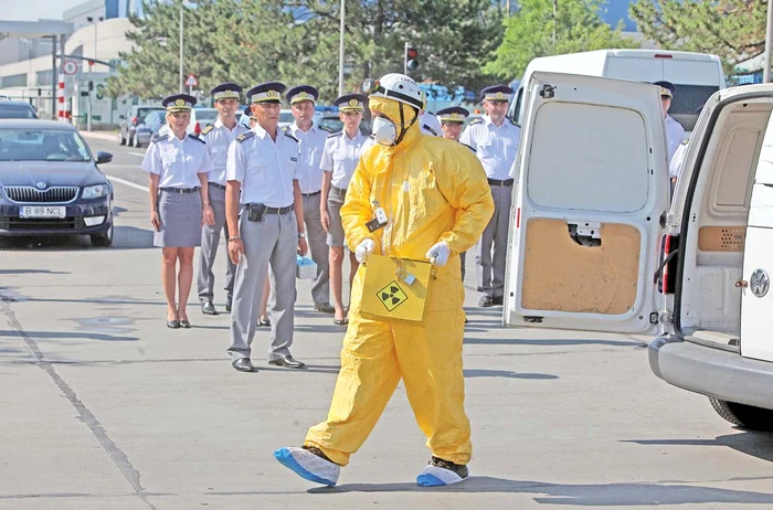 Pachetul ameninţător e transportat  la Institutul de Fizică şi Inginerie Nucleară