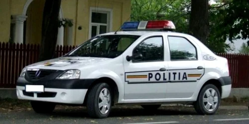 Şoferul teribilist a fost oprit de poliţişti