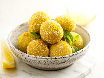 Trufe cu lamaie Sursa foto shutterstock 2141596615 jpg