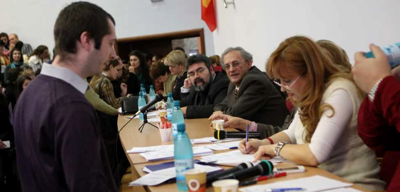 Rezidenţii şi-au primit astăzi locurile în spitalele ieşene şi gălăţene