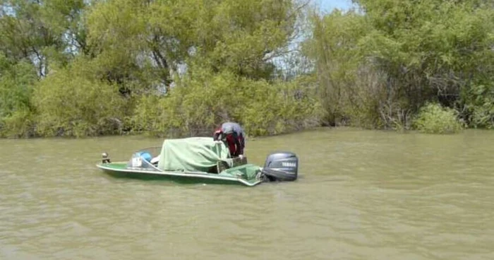 Avea o armă de vânătoare în barcă (foto: arhivă)