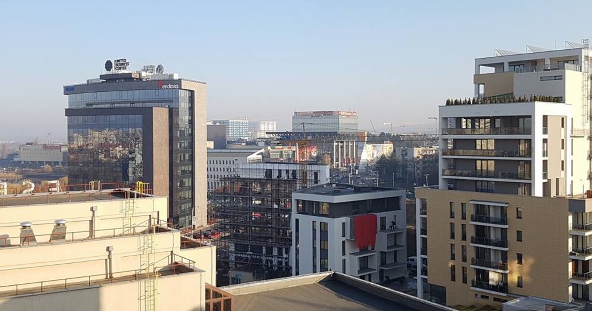 Cât a ajuns să coste un apartament de bloc, la ultimul etaj, într-un mare oraș din România. „Am strâns doar juma’ de milion, revin cu restul”