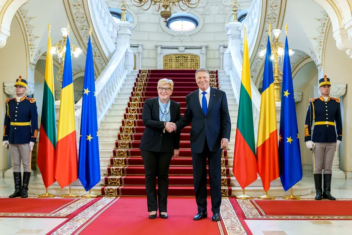 Preşedintele Klaus Iohannis cu prim ministrul Republicii Lituania, Ingrida Simonyte Foto: X