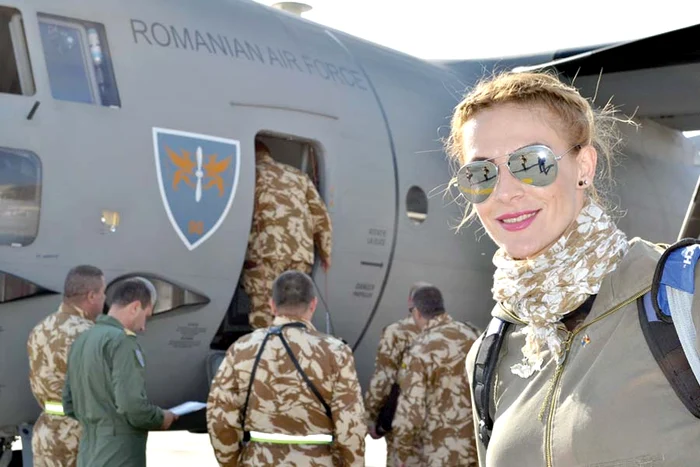 Roxana a testat şi elicopterul Black Hawk