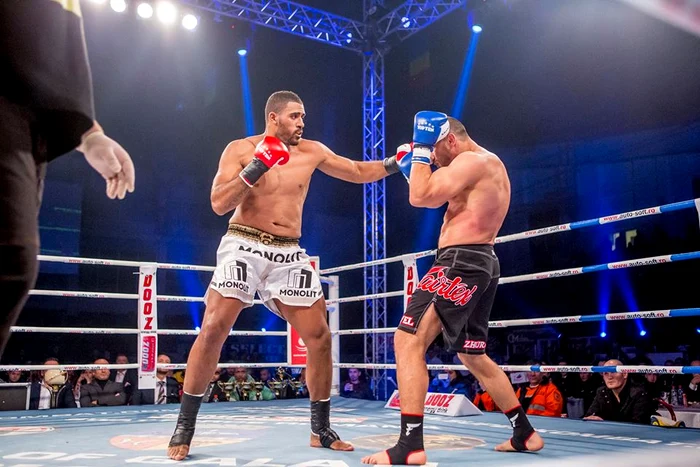 Eduard Irimia dezvăluind că a selectat opt dintre cei mai buni grei din lume pentru un eveniment de clasăFoto Click!