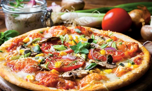 Pizza vegetariană jpeg