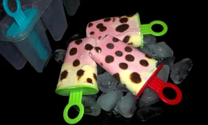 inghetata de vanilie si visine jpeg