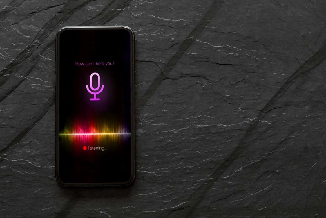 Alexa, Siri şi Google Assistant sunt cei mai
populari asistenţi vocali de pe dispozitivele din Europa