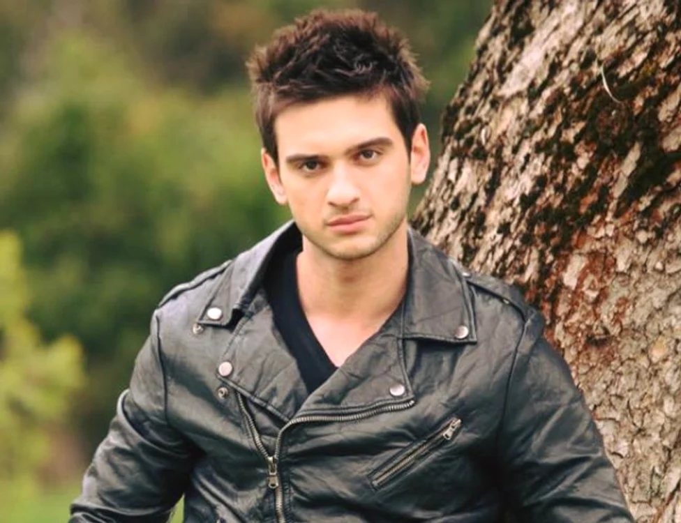 Dorian s-a schimbat foarte mult de la lansare și până în prezentFoto: Facebook