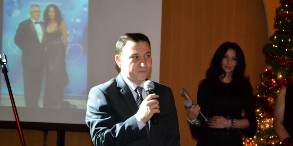 Felicitarile trimise de primarul Romeo Stavarache îi ustură la buzunar pe băcăuani