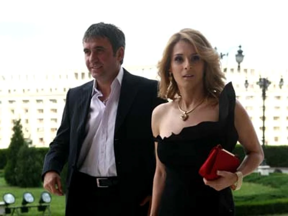 Gică e căsătorit cu marilena de 20 de ani