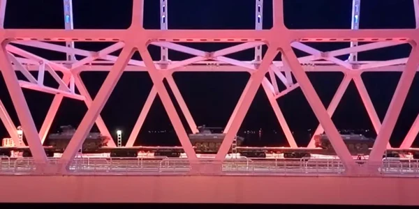 Blindate transportate pe poful Crimeea Captura YouTube
