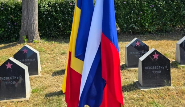 steagul rusiei la eternitatea foto ziarul de iasi png