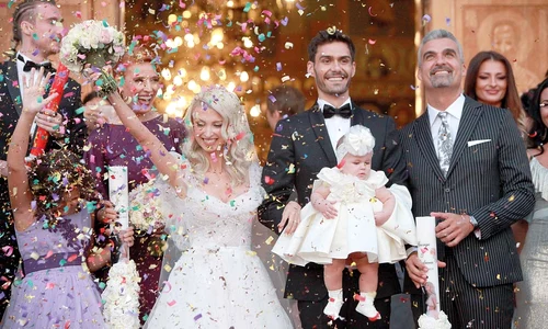 Andreea Bălan&nbsp;şi George Burcea au făcut nunta pe 15 septembrie 2019  S au căsătorit civil pe 10 august şi au mai bifat şi&nbsp;o ceremonie romantică pe o plajă în California, lângă Los Angeles, în martie 2017 jpeg