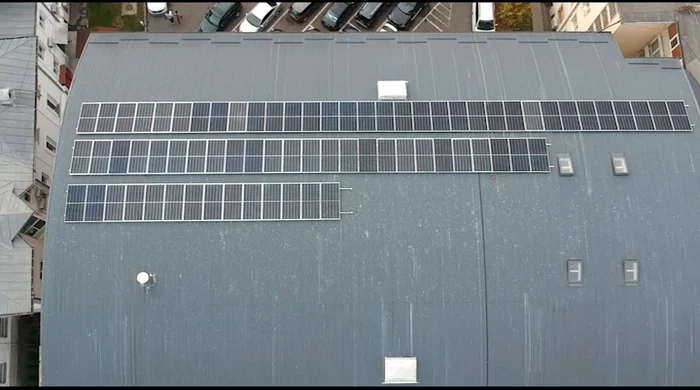 Grație panourilor fotovoltaice, costurile cu energia vor scădea cu 60% FOTO Filarmonica Pitești