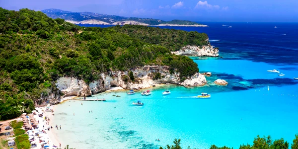 Plaja Voutoumi, insula Antipaxos din Grecia FOTO Shutterstock 