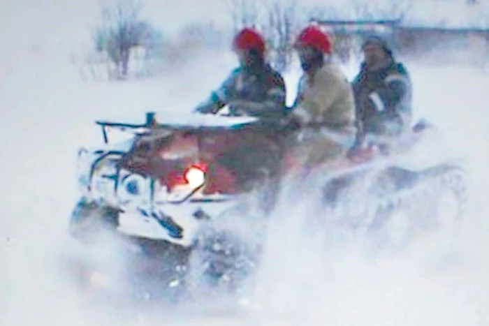 Aproape de miezul nopţii,  copilaşul a ajuns cu autospeciala  la spitalul de pediatrie din Botoşani