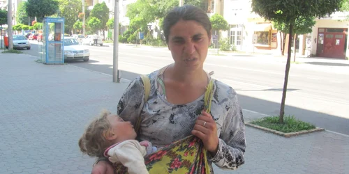 Femeia a venit din Sălaj să cerşească în Satu Mare