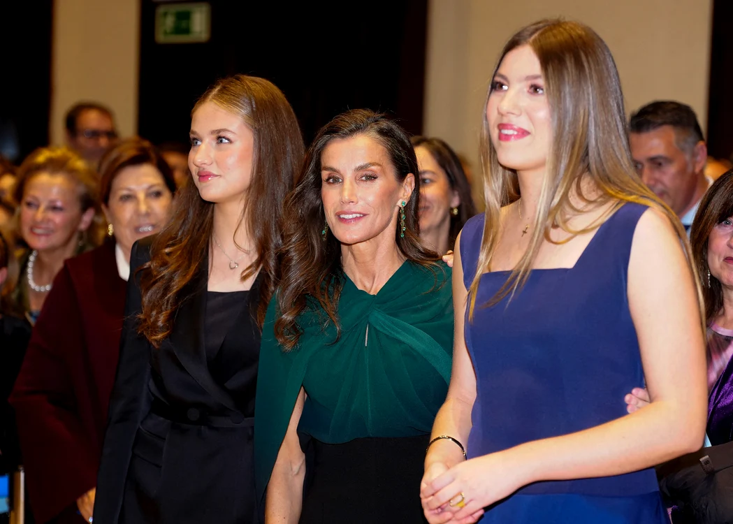 Regina Letizia a Spaniei, Prințesa Moștenitoare Leonor și Prințesa Sofia la Gala Premiilor Prințesa de Asturia, Profimedia (4) jpg