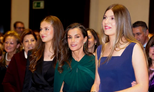 Regina Letizia a Spaniei, Prințesa Moștenitoare Leonor și Prințesa Sofia la Gala Premiilor Prințesa de Asturia, Profimedia (4) jpg