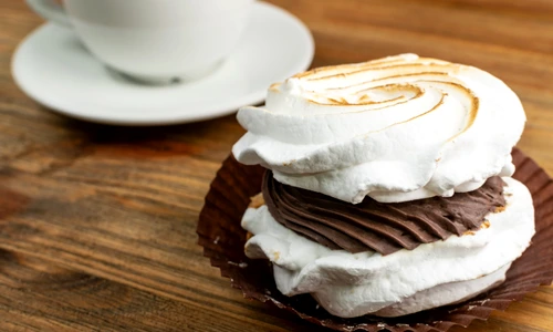 1 bezele cioco shutterstock 1835482567 jpg jpeg