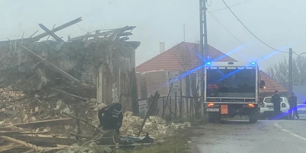 munitie in peretele unei case FOTO ISU Bistrita Nasaud jpg